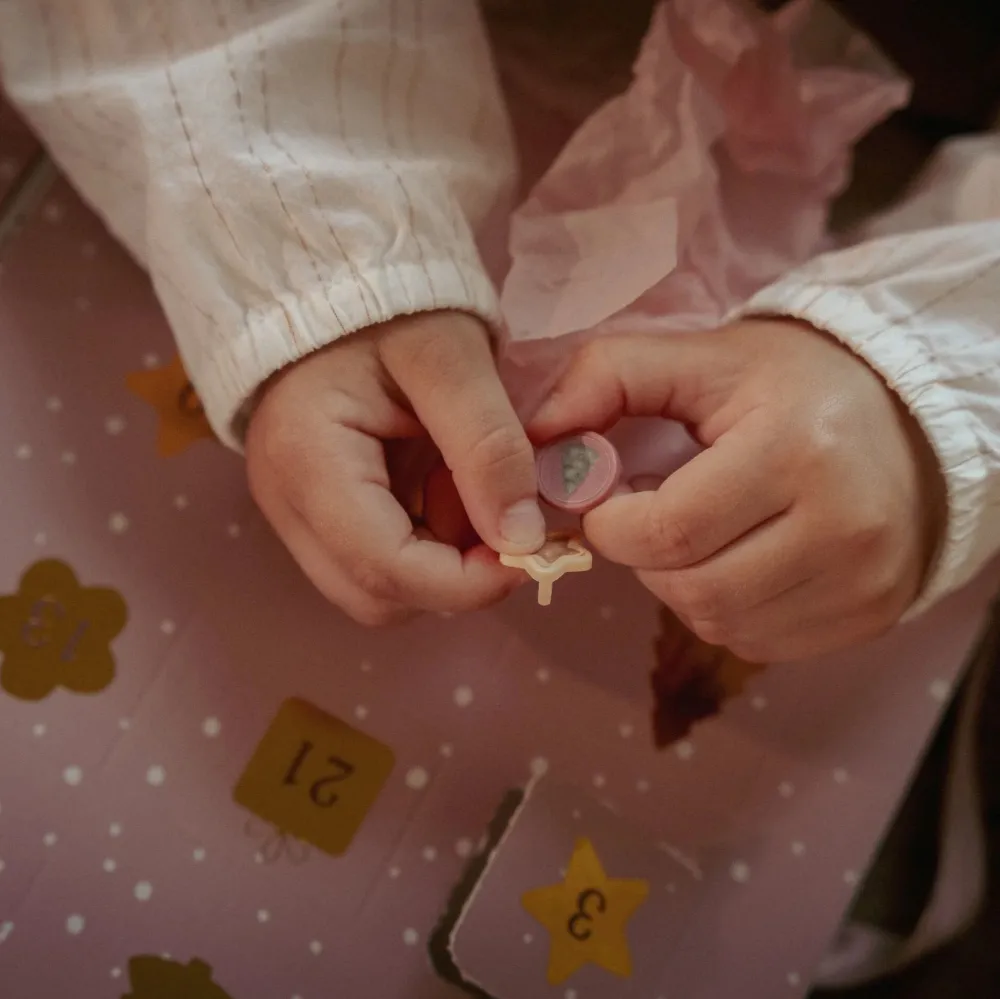 Little Dutch Adventskalender Armbandjes – Essentials