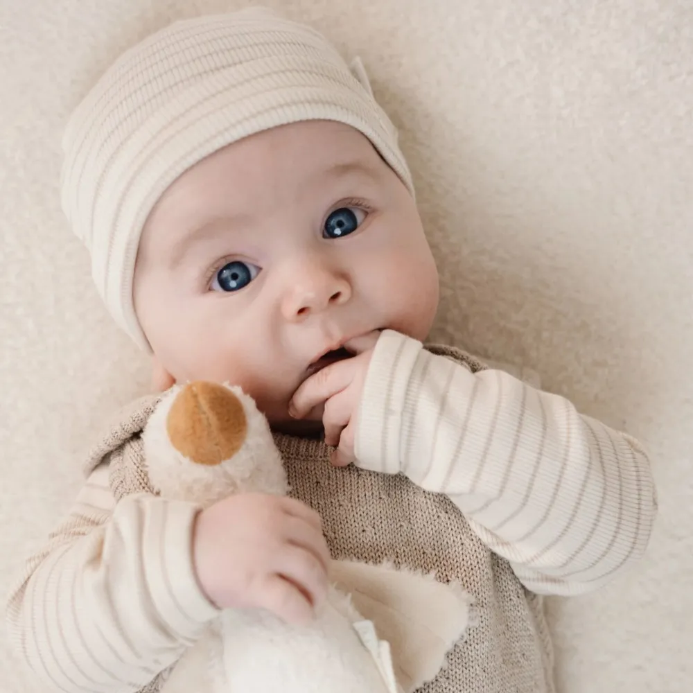Little Dutch Babymutsje - Beige - Newborn Naturals - Stripe