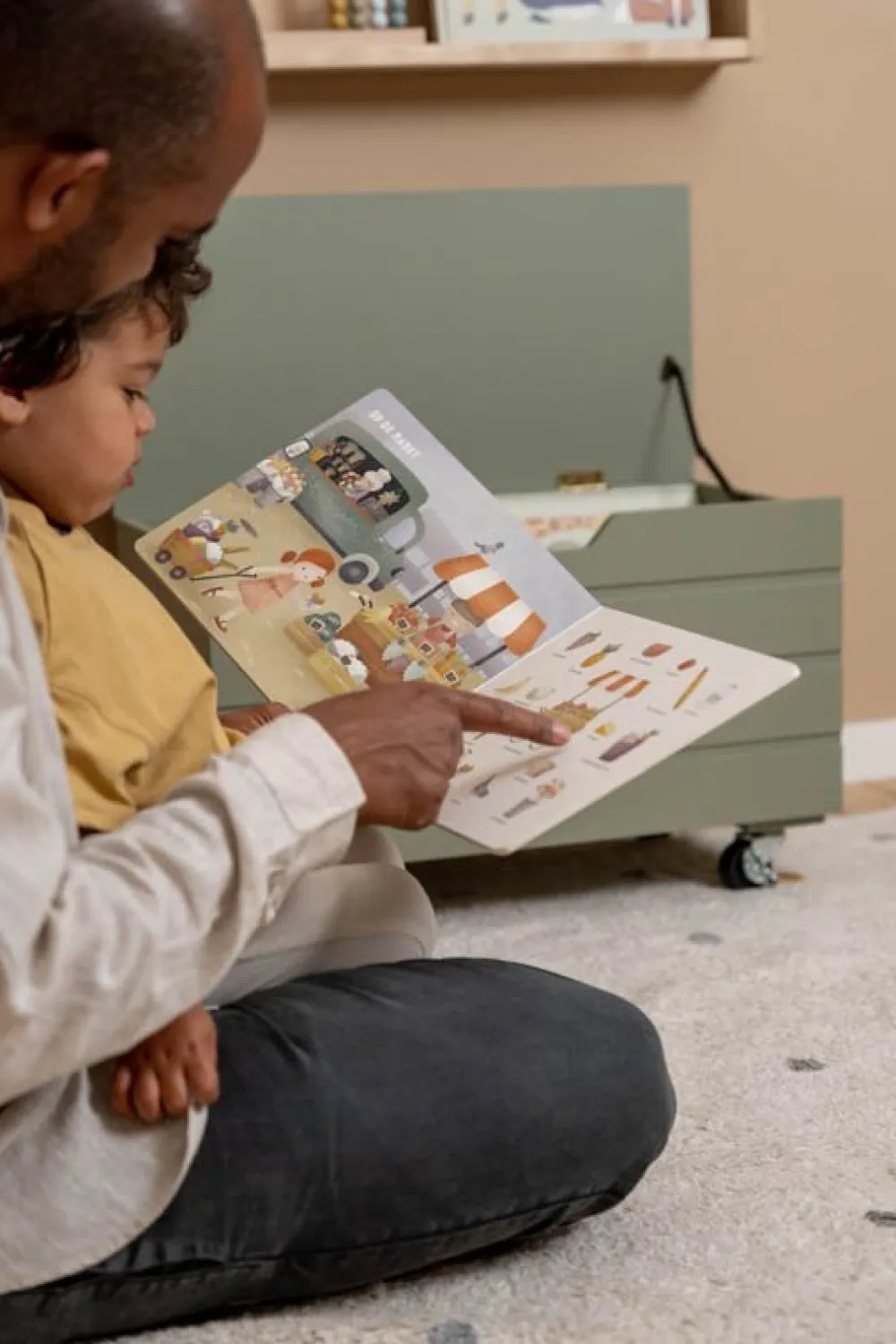 Little Dutch Kinderboek Mijn kijkboek, de wereld om je heen - NL