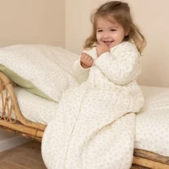 Little Dutch Slaapzak winter 110 cm - Groen - Maat 110 cm - Essentials - Blueberry Leaves