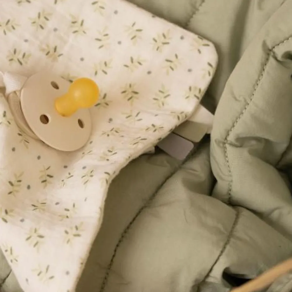 Little Dutch Speendoekje - Groen - Essentials - Blueberry Leaves