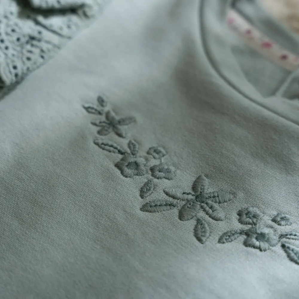 Little Dutch Sweater - Ruches - Groen - Fairy Garden